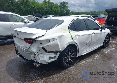 2021 Toyota Camry Se z USA, uszkodzony, nr VIN 4T1G11AKXMU497165